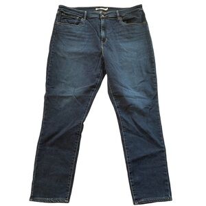 Levi’s 721 Hight Rise Skinny Jeans‎ Size: 33